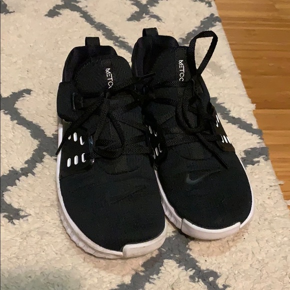nike metcon size 8.5